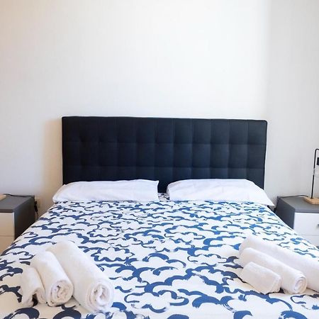 Seaport #Apartment Трани Экстерьер фото