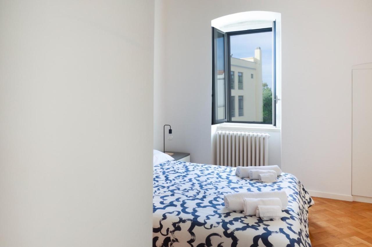 Seaport #Apartment Трани Экстерьер фото