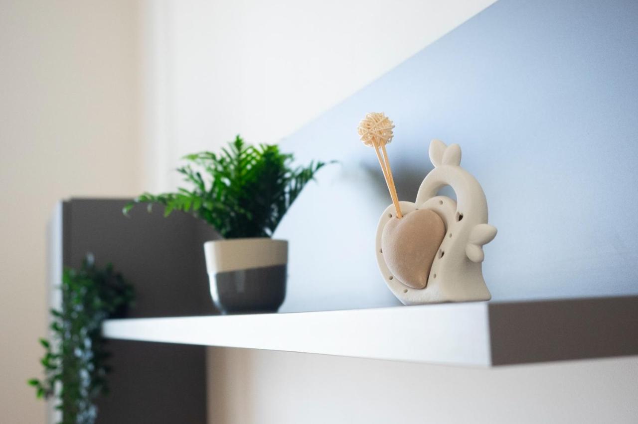 Seaport #Apartment Трани Экстерьер фото