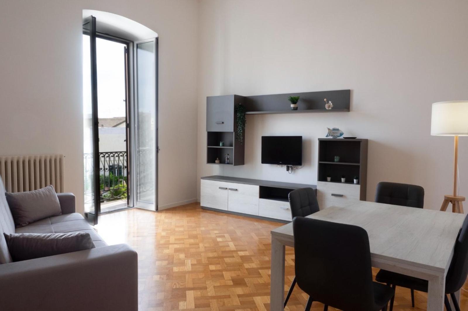Seaport #Apartment Трани Экстерьер фото